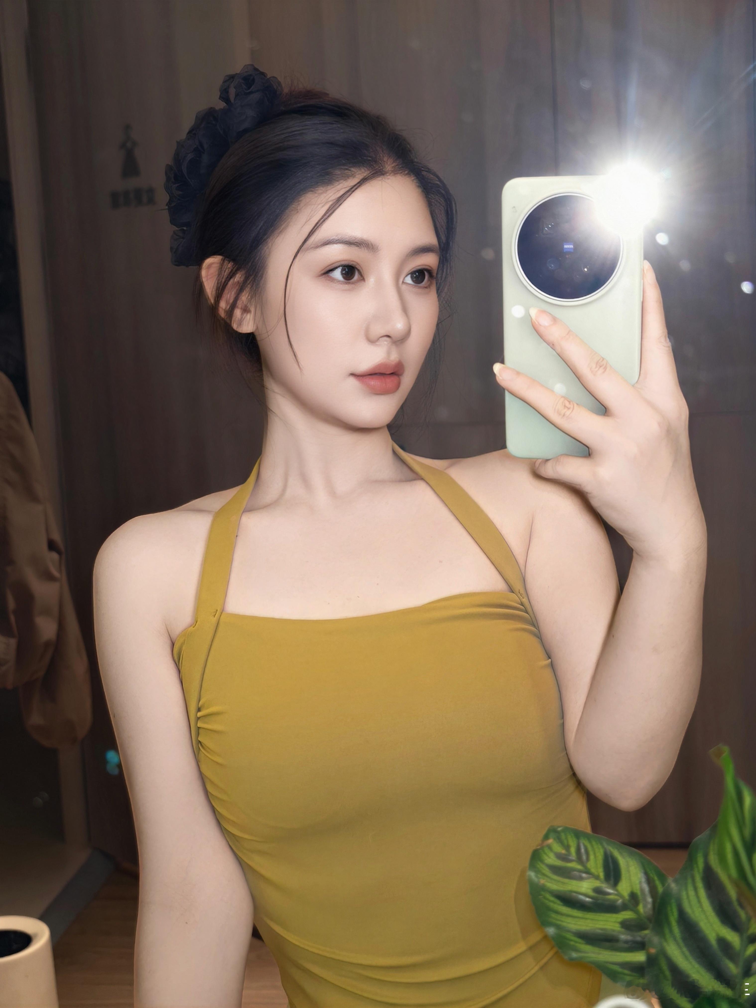 滴！普拉提打卡直角肩必备小挂脖把压力给到了后脖颈