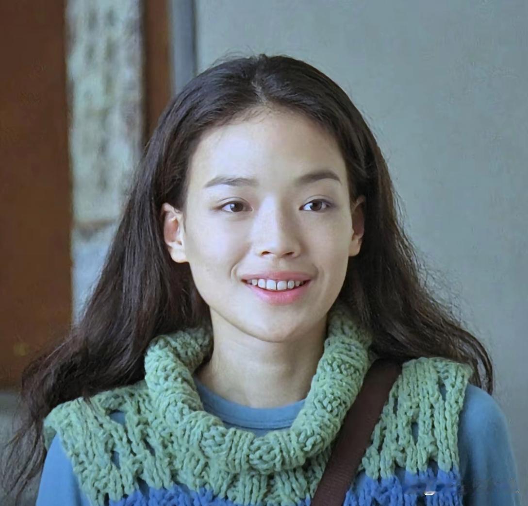 少女时期的舒淇好漂亮。