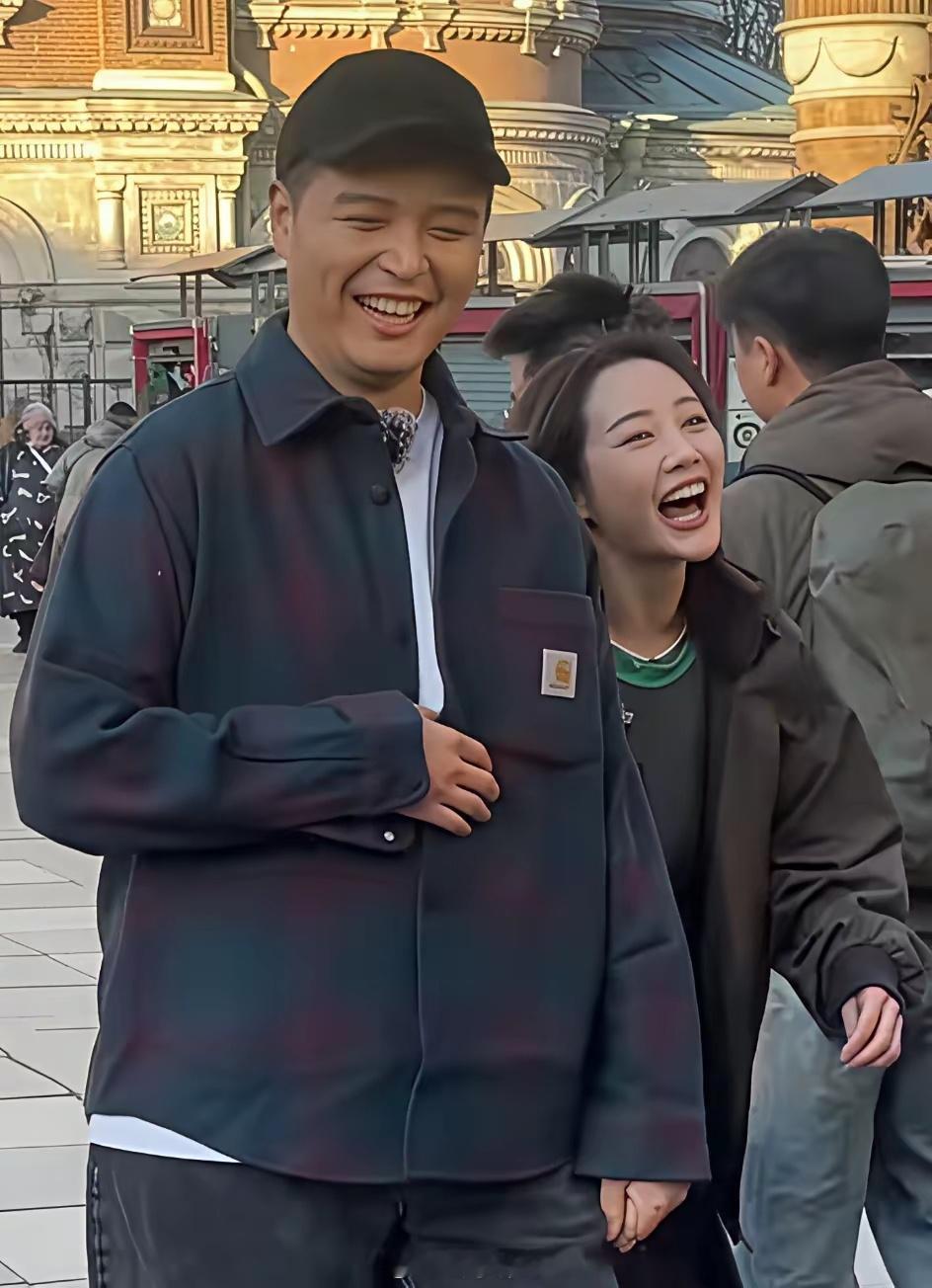 很多人以为马頔是命好，长这个样，都能追到大美女李纯。其实还真不是。马頔追到李纯，