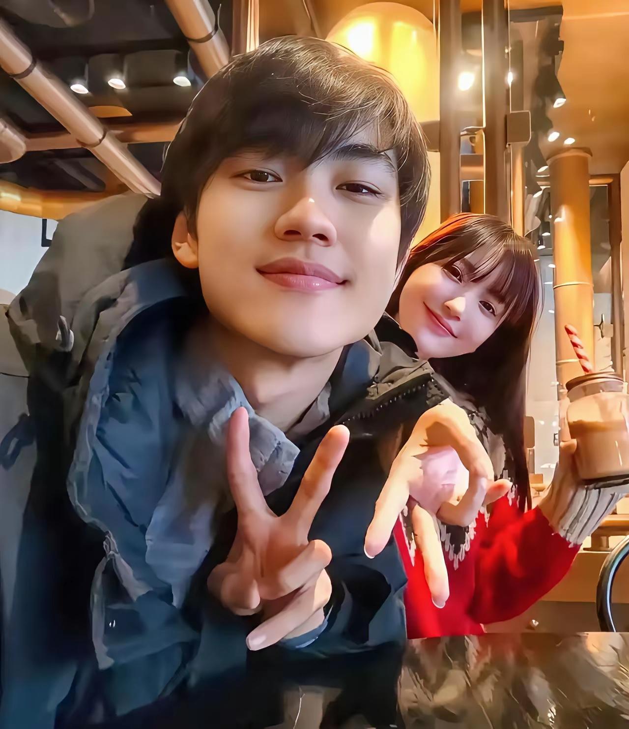 孙丞潇说要给金莎买“五金”办婚礼时，弹幕里全是“恋爱脑”“不切实际”的评论。一个