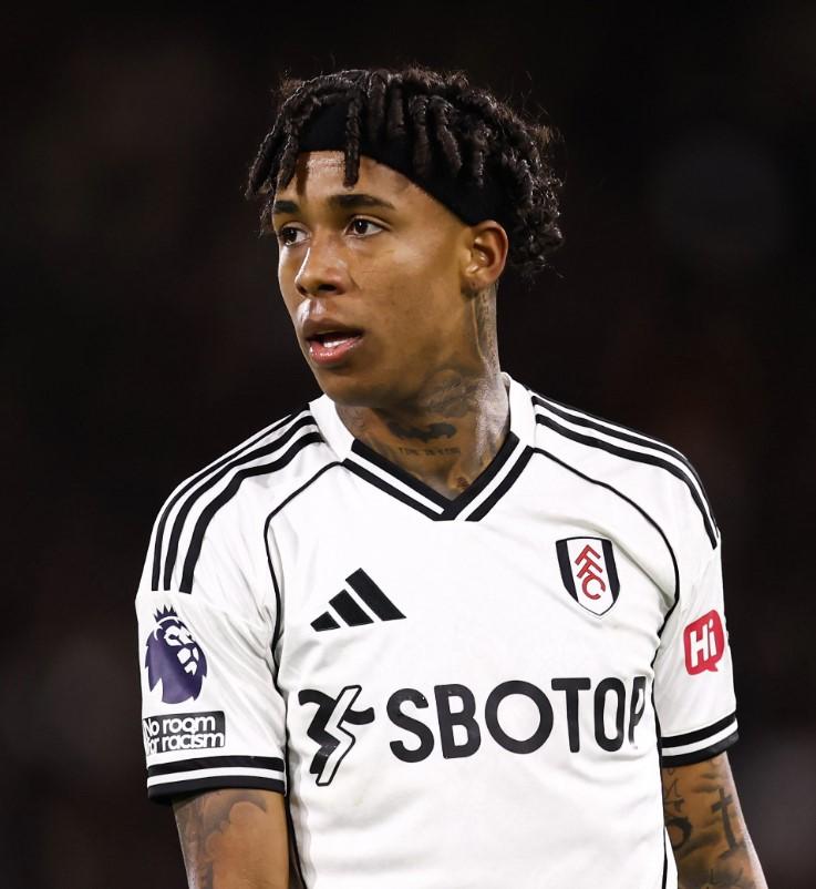 本季英超每90分钟成功过人次数: 凯文, 多库、埃斯特旺前三