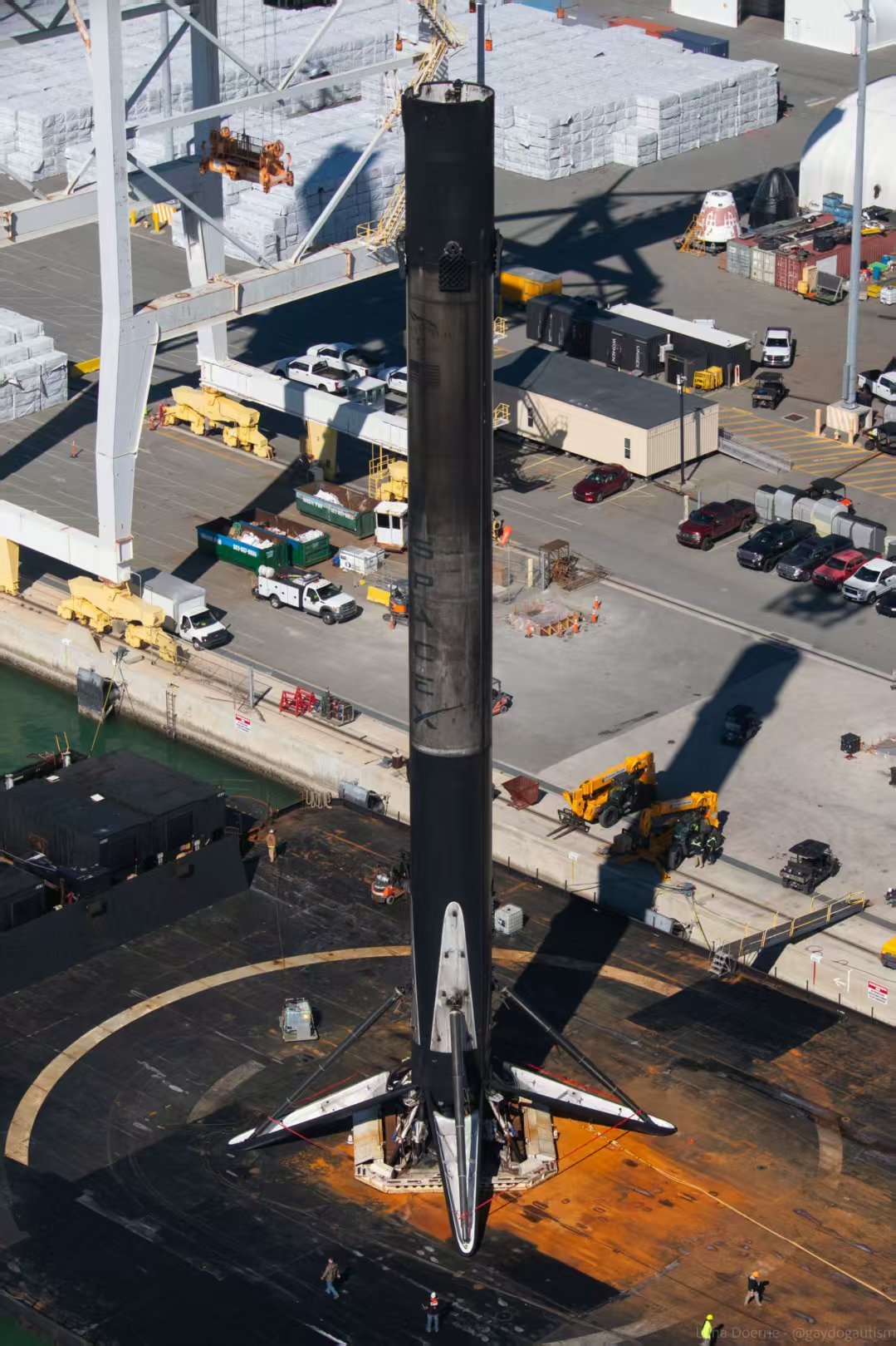 SpaceX火箭回收607次，净节省成本已达约168亿美元SpaceX的猎鹰9