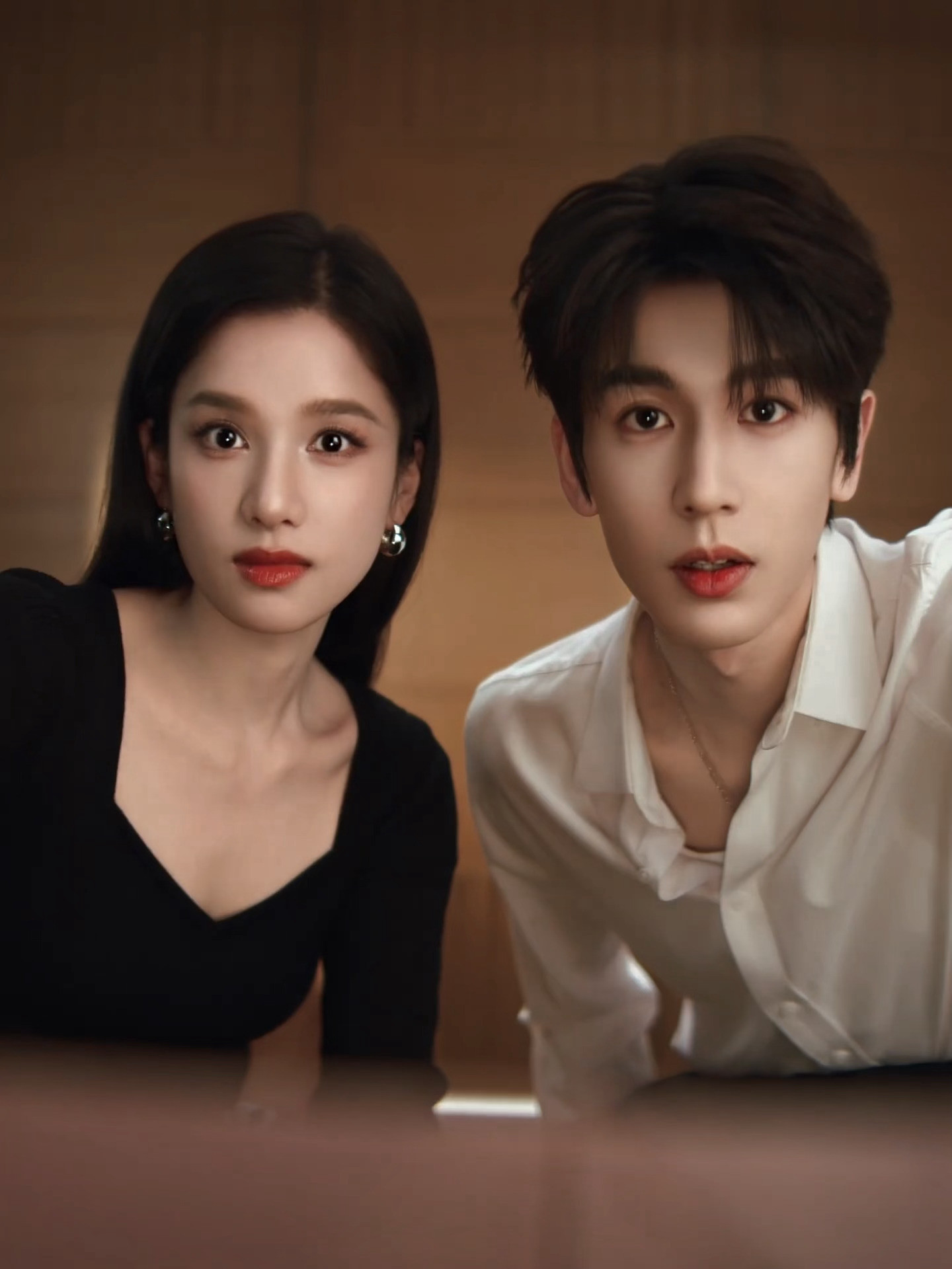 wok这个视角完全是——“豹豹猫猫我睁眼了”