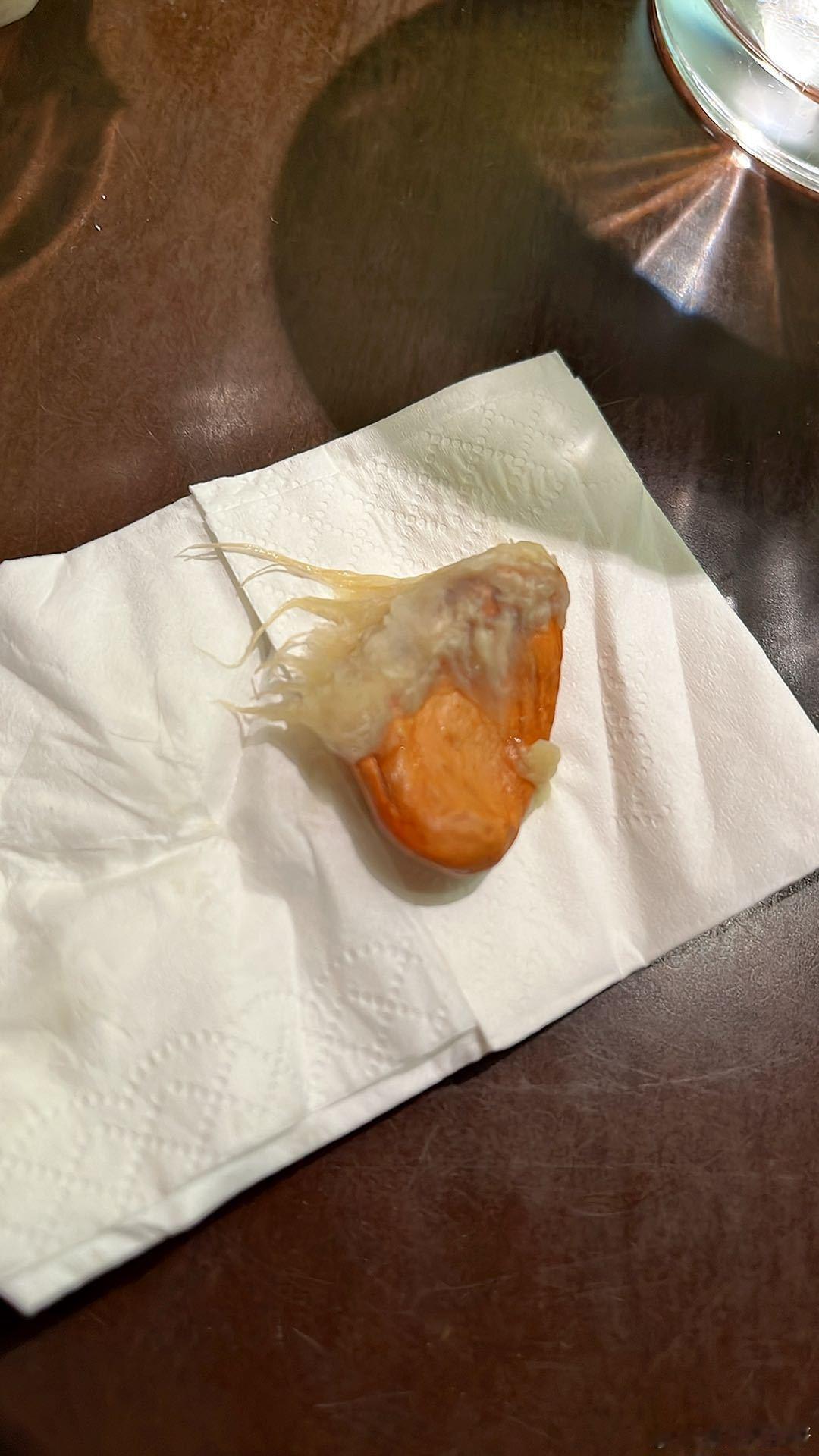 吃下了人生中第一块榴莲，好像也不是那么臭了