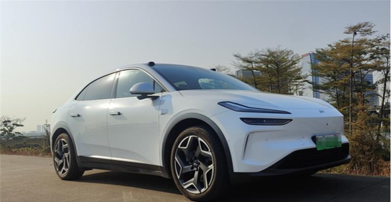 乐道L60试驾：买一台“半价蔚来”值不值？今天给大家评测的是乐道L60配置是6