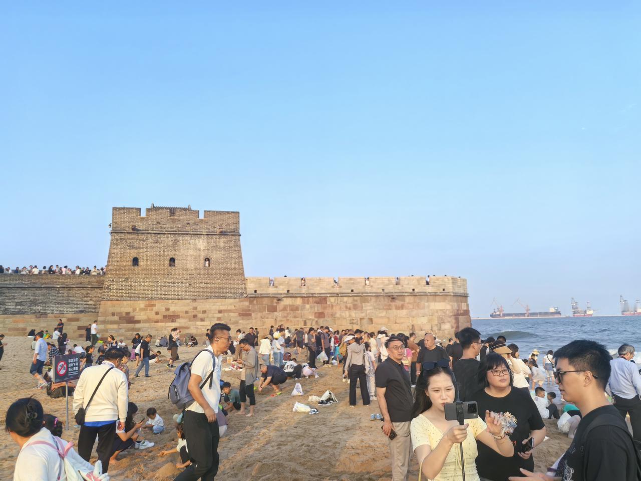 中秋国庆假期只剩下5天了，有4个万万没想到：1.没想到鸡排哥这么快就遭到了质