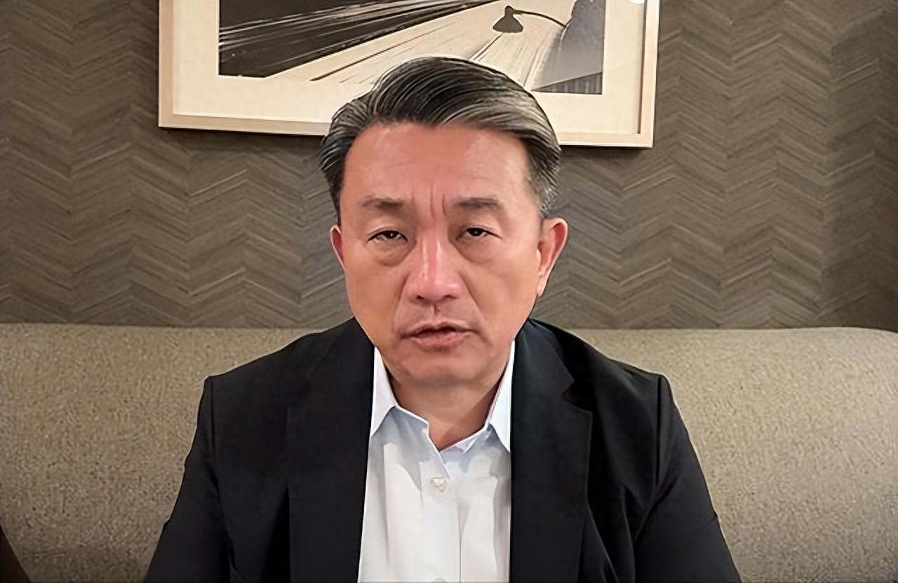 民进党“立委”王定宇今天表示，蓝白连手把八年期防务特别预算条例砍了40%、打六折