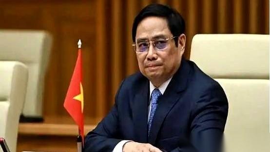 455只手在越南国会举了起来，只有4票反对。决议通过：废掉全国用了上百年的老式