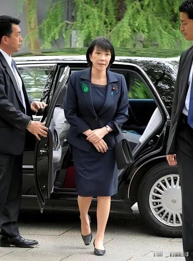 中国稀土管制生效，日本芯片厂急了，断供反被反噬？这哪是简单的“急了”，分明