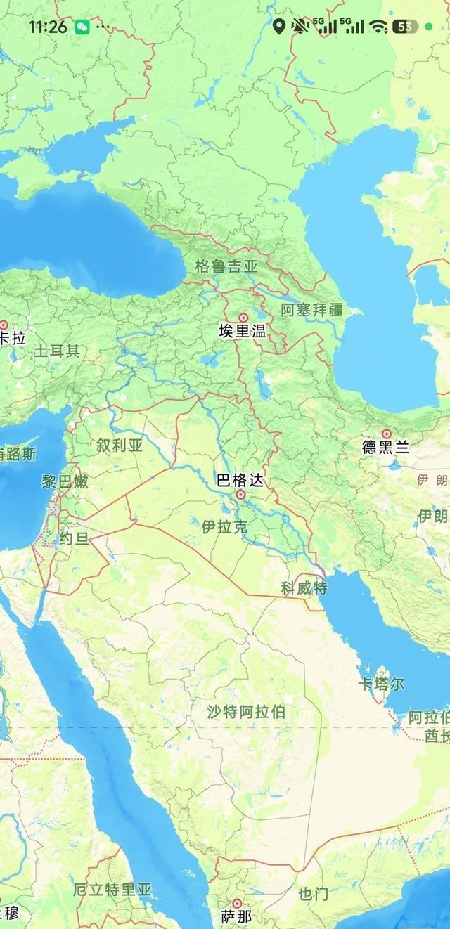 伊朗为什么不地面进攻以色列？原因有以下几点，首先伊朗和以色列不接壤，地面进攻以色