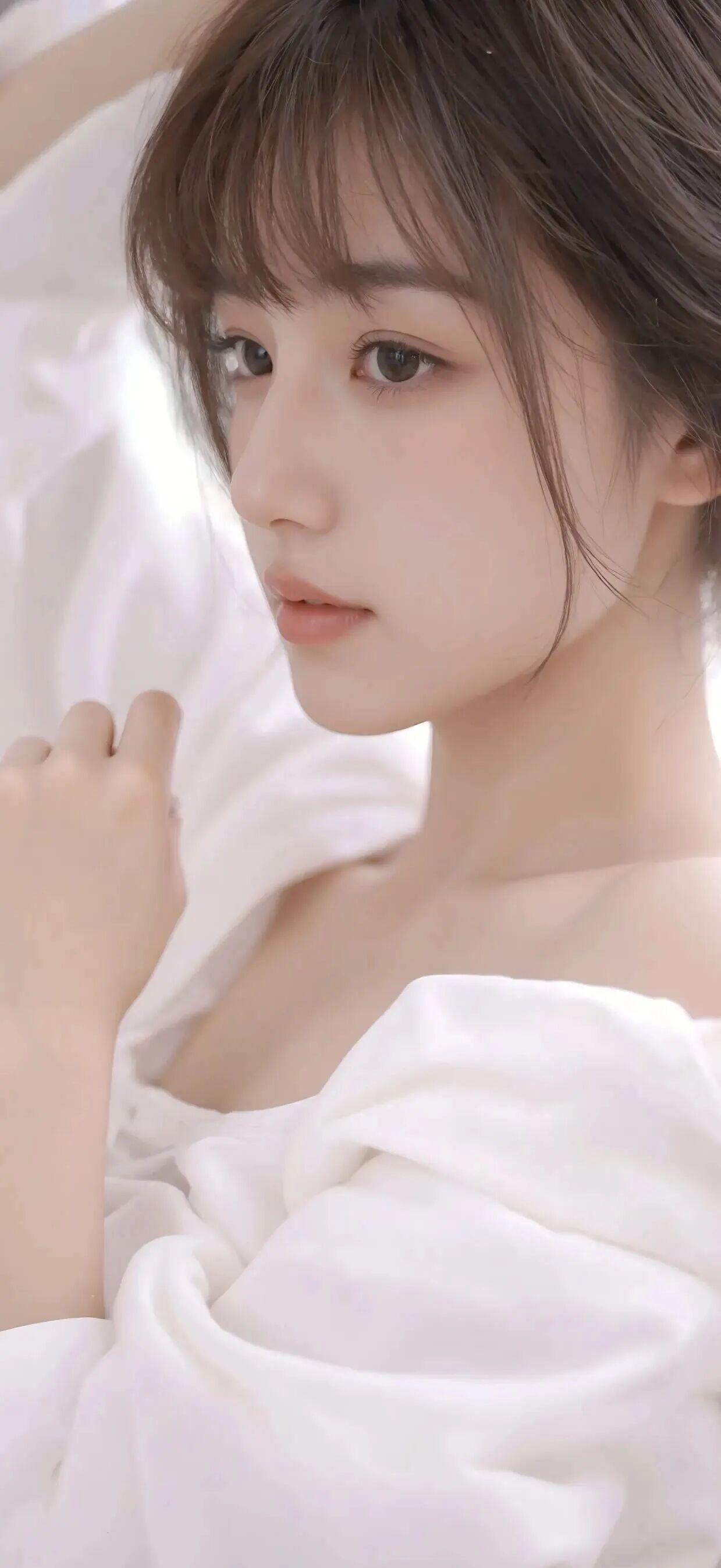 美女的美丽体现在何处呢？美女的美体现在何处？在家的美女和在外面的美女有什么区别？