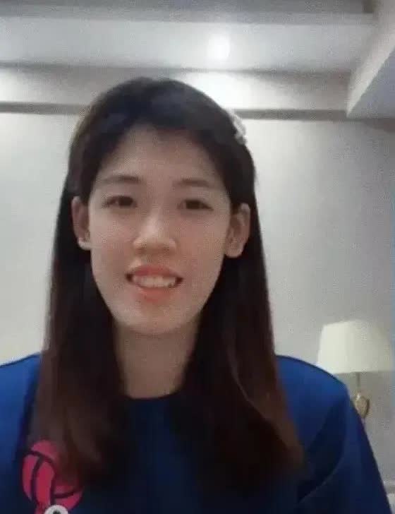 【不让李盈莹上场，终于做对了】昨晚对阵多米尼加女排，中国女排教练组终于开恩放
