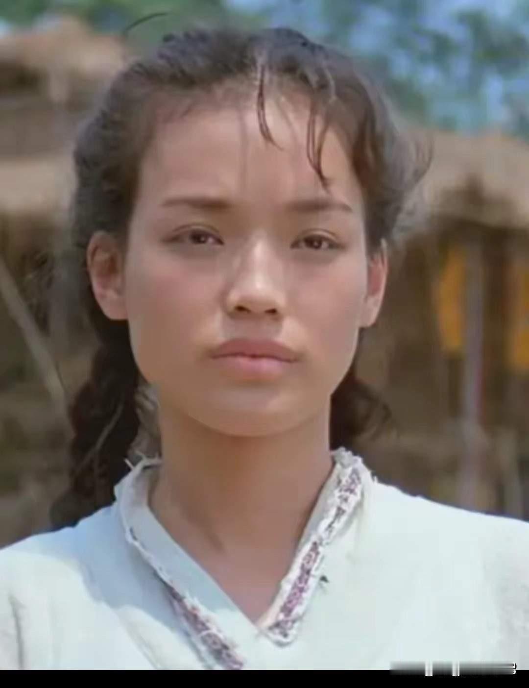 舒淇，长得挺丑的，天天被吹大美女，美吗？这是一位网友的灵魂拷问。其实舒淇