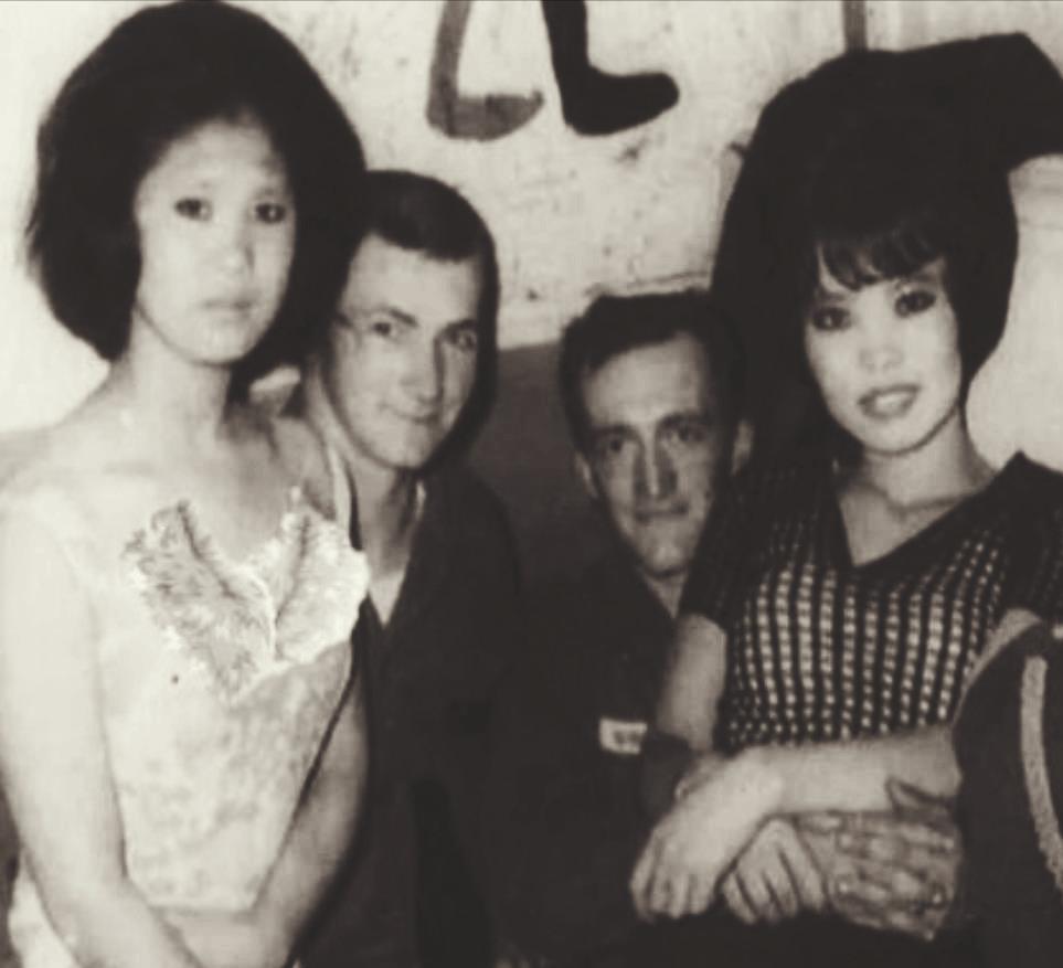 1960年，在国会开会时，一个韩国议员公开提议：“‘基地村’附近的1万名‘洋公主