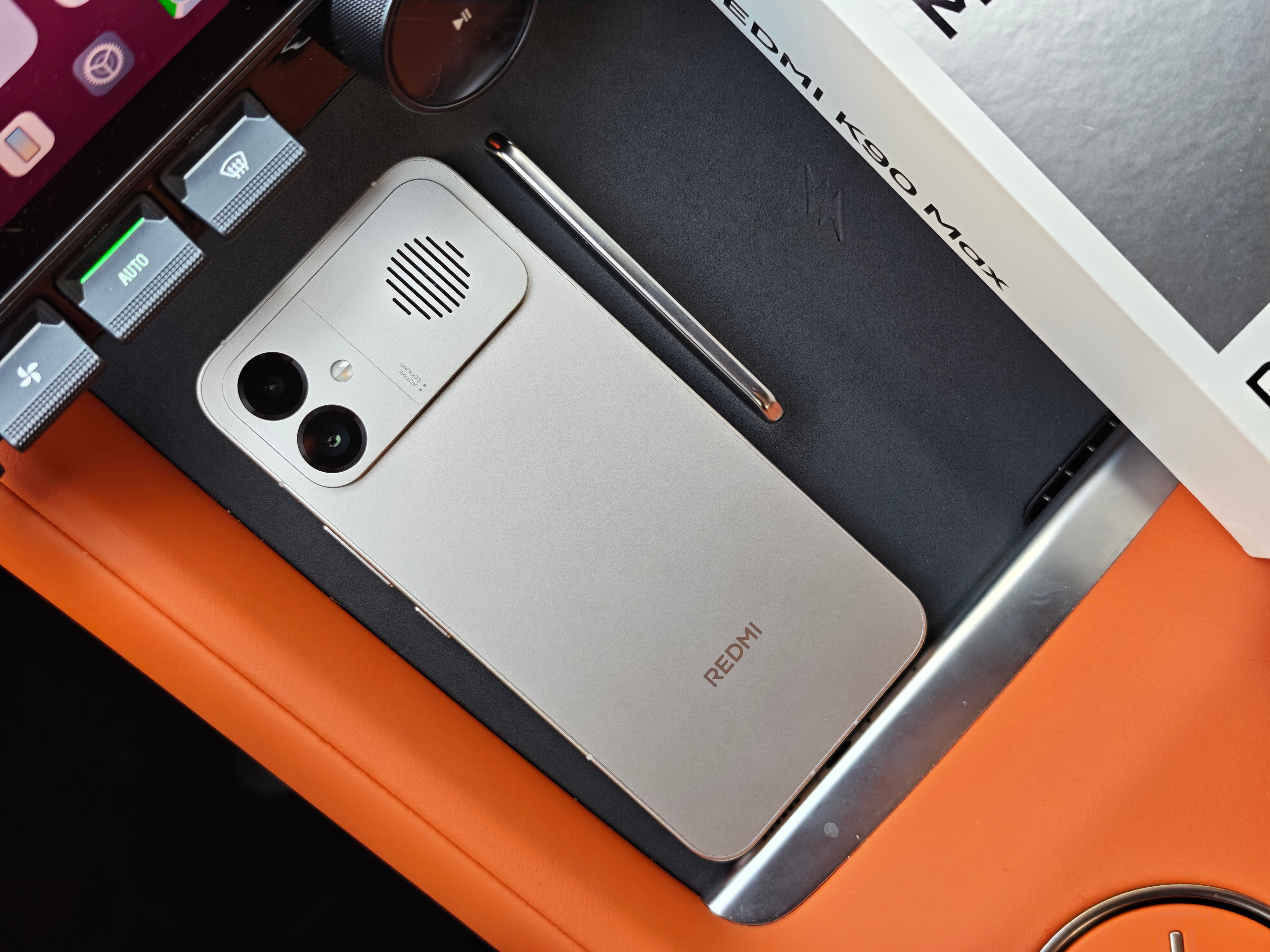 无论市场怎么变，极致性价比还是得看REDMI。首销期官方补贴再叠加国补，K90