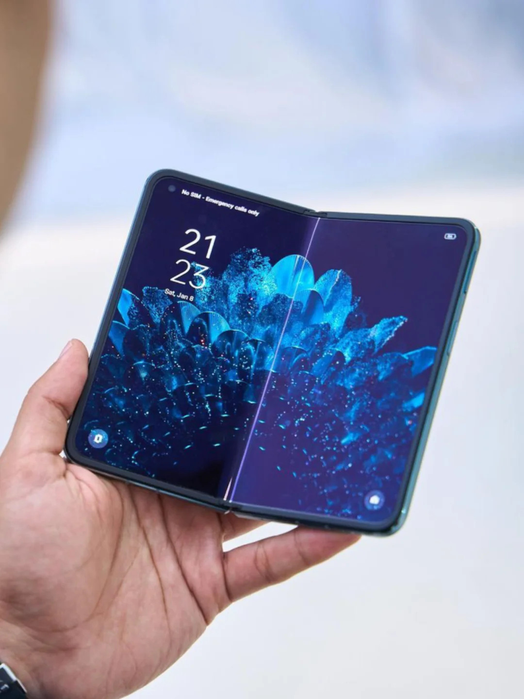 26年你希望折叠屏怎么进化我觉得今年的折叠屏应该对App适配多一点，很多App