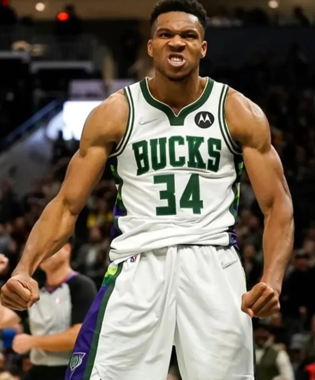 哈登位居第二名！过去十年NBA球员总得分排行榜，第一名你们猜到了吗？第一名字