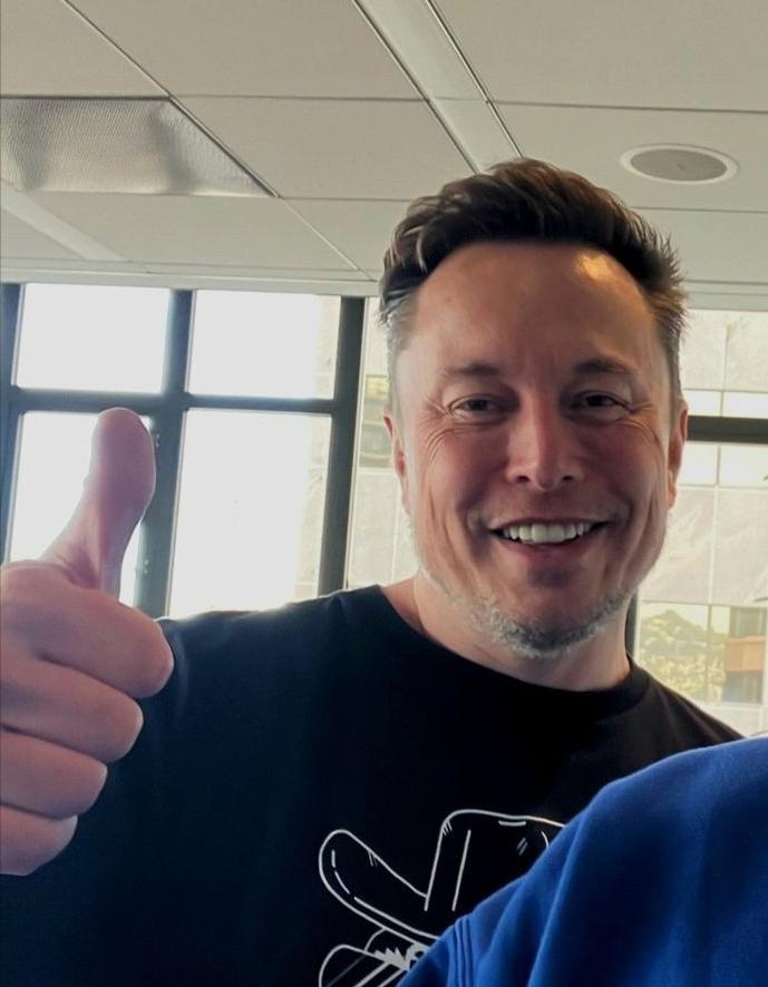 马斯克重返政坛，要废除欧盟当地时间12月6日，马斯克发文呼吁废除欧盟，并且他表