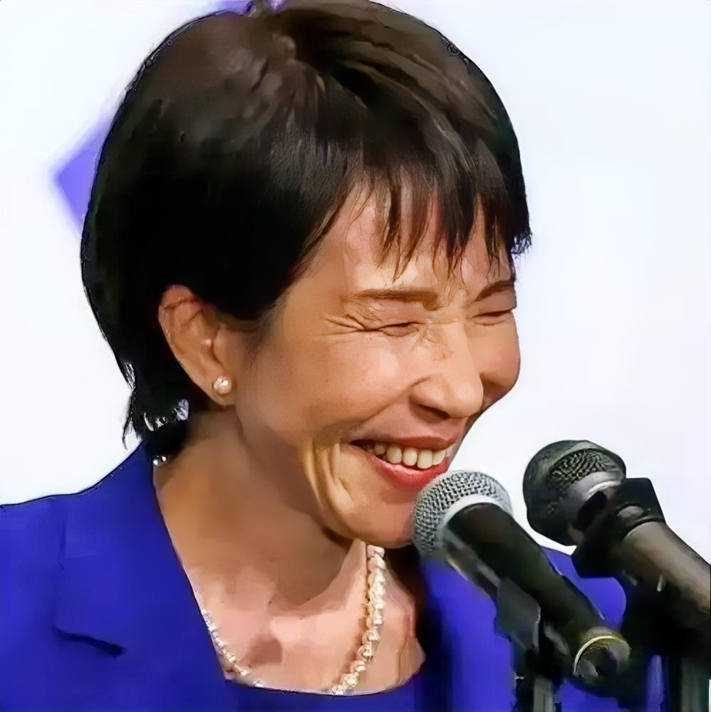 其实，高市早苗现在说什么、做什么还重要吗？或许是迫于国际国内压力吧，高市早苗