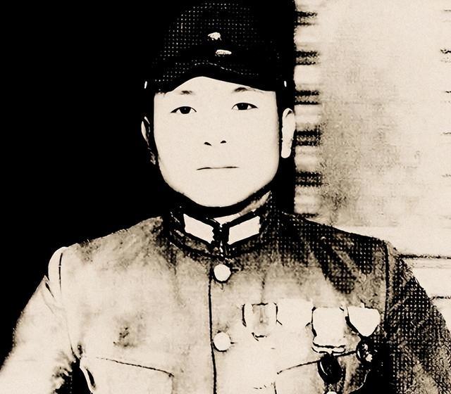 东史郎公开的日记揭示了日军在中国的暴行，包括对平民的屠杀和妇女的侵犯，引发国际关