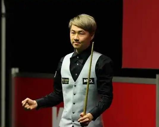 超16分，“莱斯特小丑”拒不认输，徐思5-4绝杀塞尔比，艰难挺进16强！