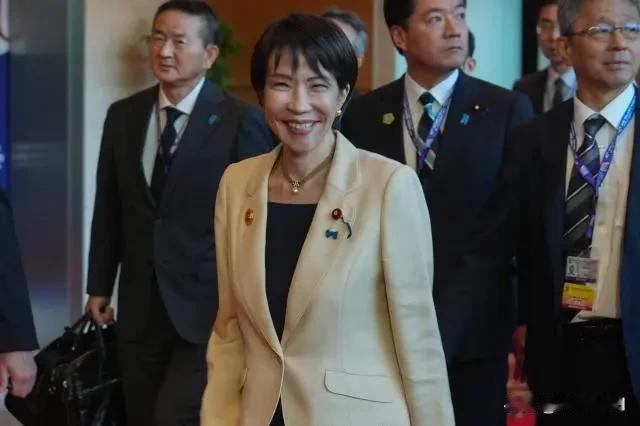 日本民众终于醒悟，喊出摧毁靖国神社：若继续拜鬼，战争还会再来...... 日