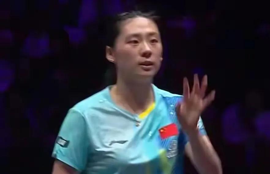 20分断送前程！国乒世界第7三次错失世乒赛，29岁老将绝处逢生国乒女队伦敦世