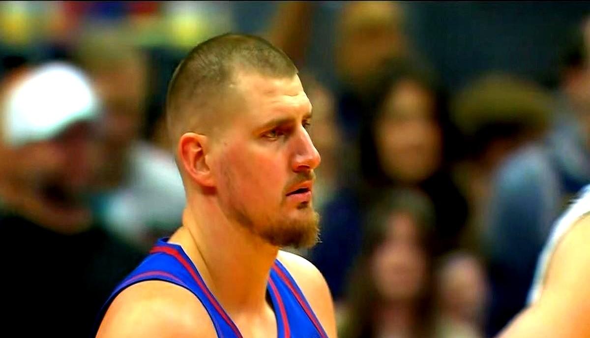 谁能想到？掘金居然输给马刺！看完我都懵了——约基奇那个胖子，全场只投10个篮，2