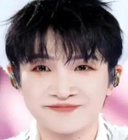 周深2026「深深的」巡回演唱会沈阳站已正式定档。演出时间为7月25日、26日1