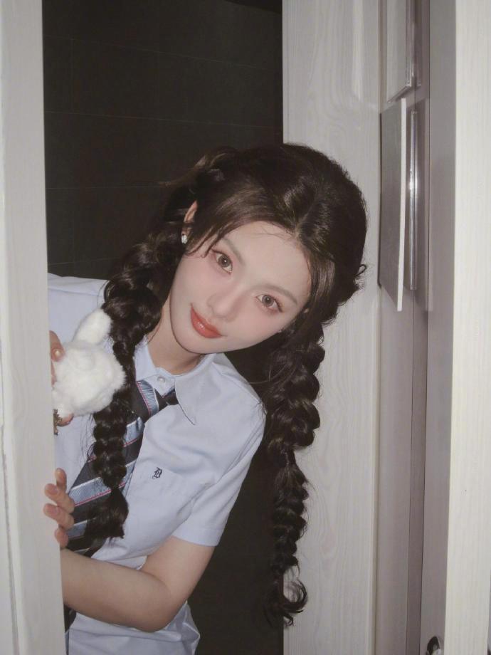 杨超越