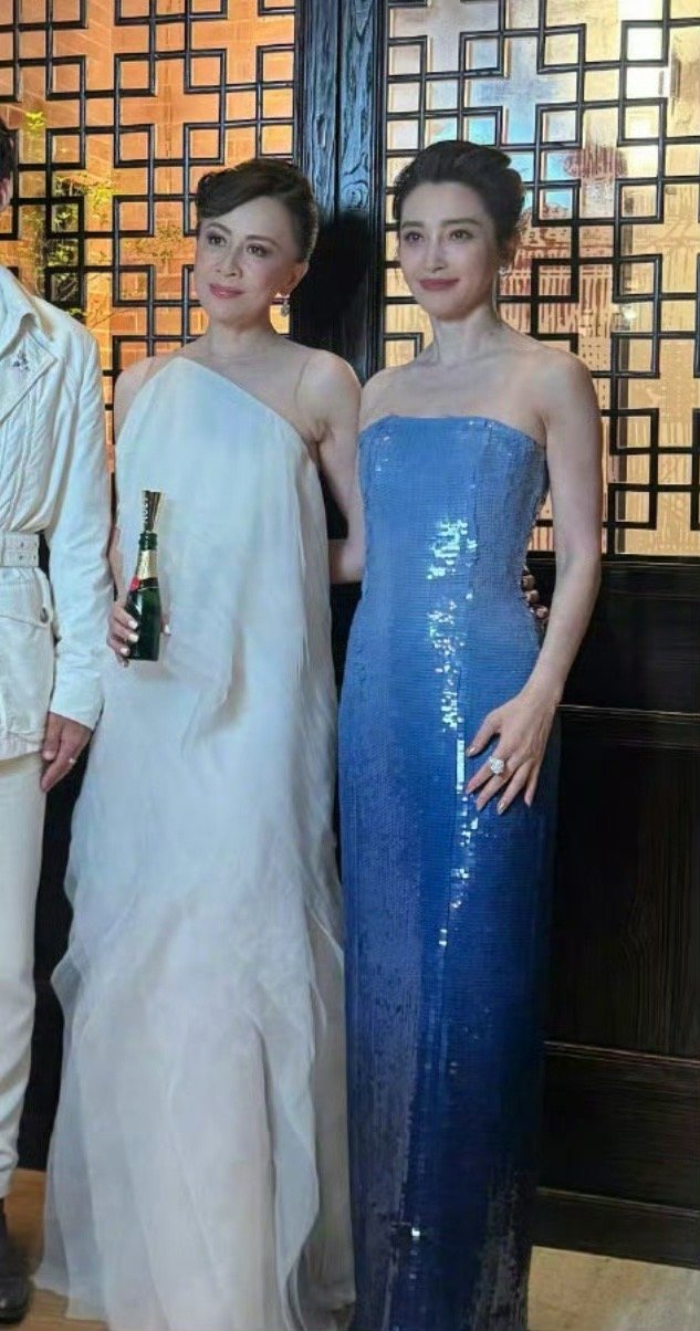 一口气集齐了我前半生的担澳门水舞间红毯是什么神仙局！于适、李冰冰、张柏芝…刘嘉玲