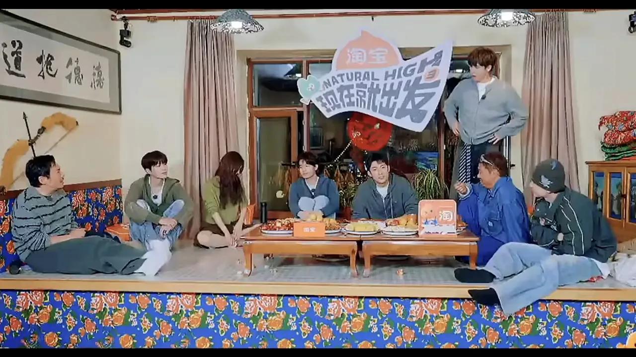 王安宇的“站票”名场面：游戏局里的显眼包实锤了谁给王安宇的游戏局递了张站票