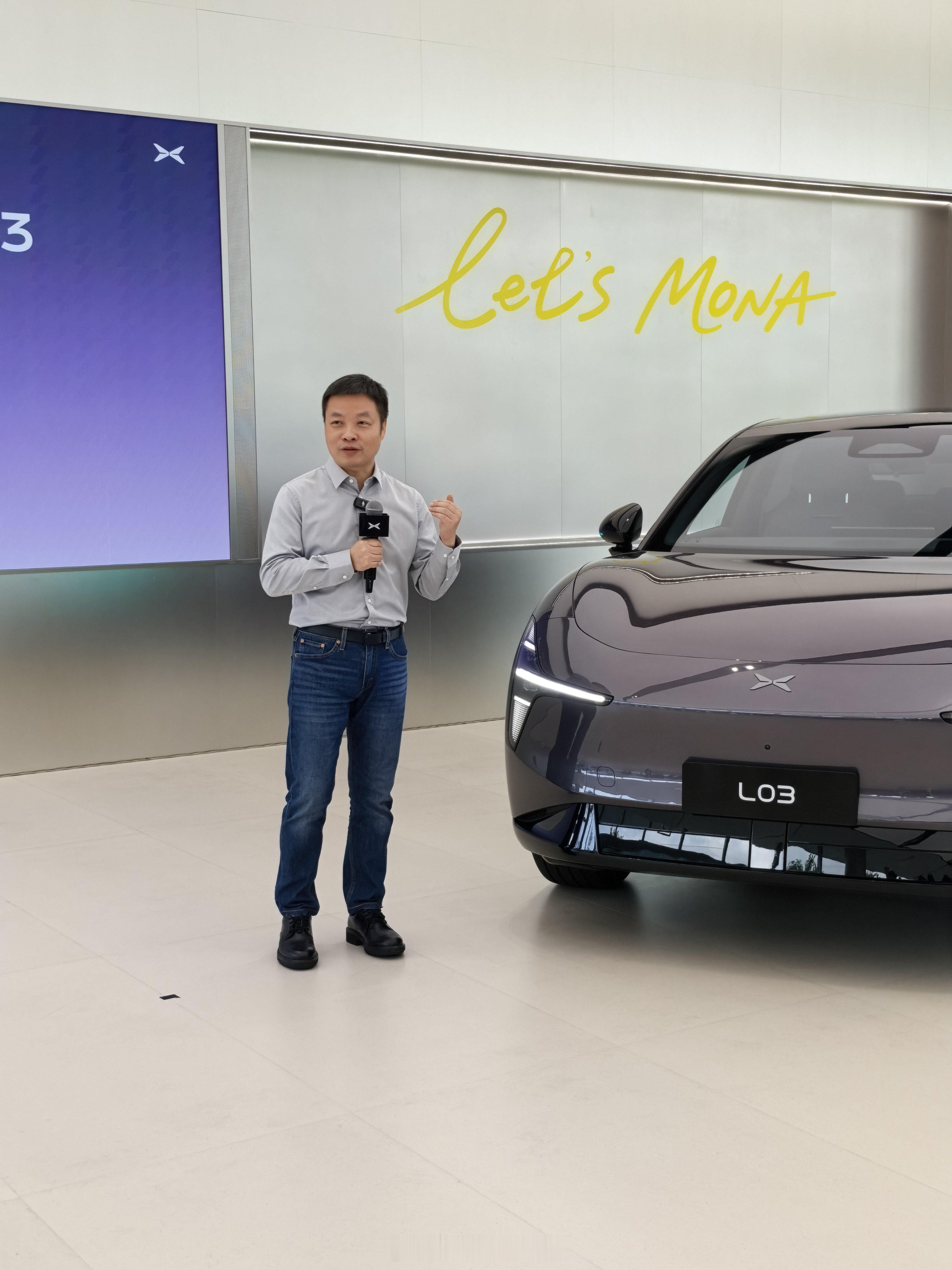 何小鹏在首交仪式透露了一些重点信息L03Max+Ultra选装率达到98%（