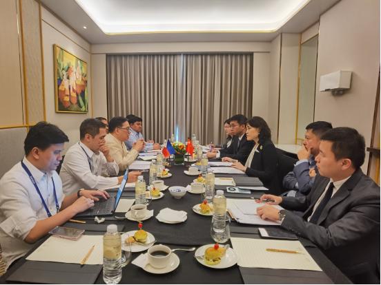 菲律宾总统确认病倒？2026年1月29日，我国代表团抵达菲律宾！菲律宾总统接连缺