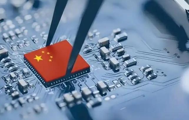 海关总署数据显示，2026年前两个月，中国集成电路出口额达433亿美元，同比暴涨