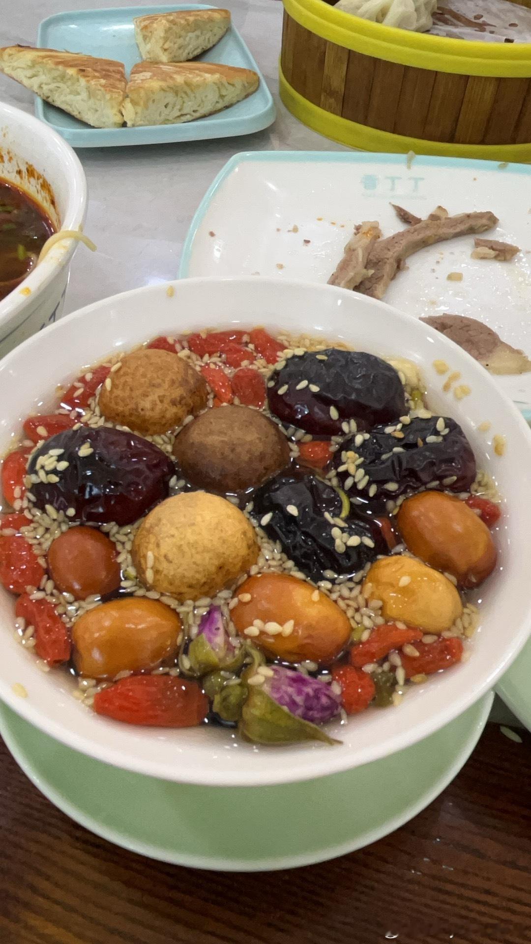 西北早茶吃到了，就是起早了好困吴忠