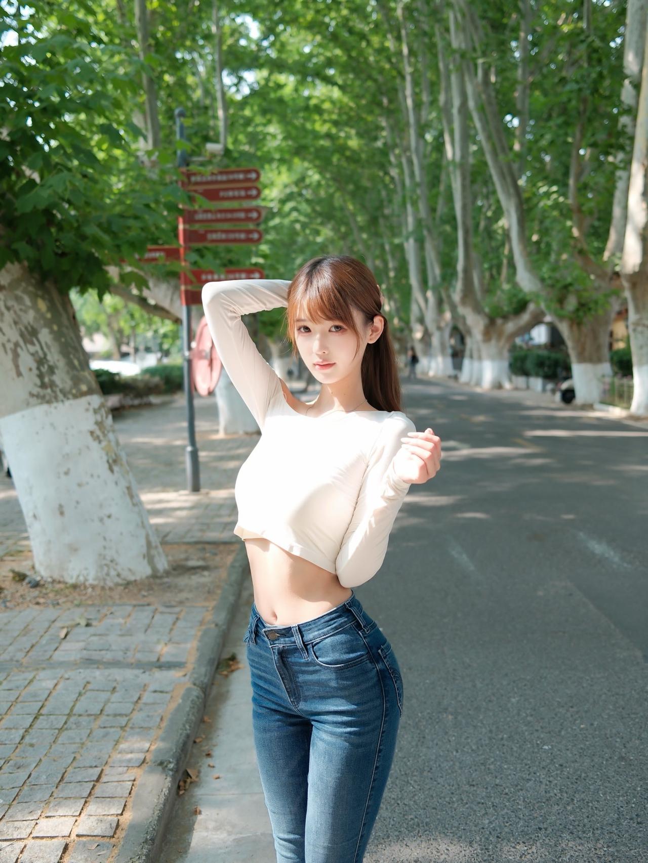 阳光明媚的午后，树荫下的小清新穿搭怎样穿搭让自己更美在你眼里，什么样的女人最漂
