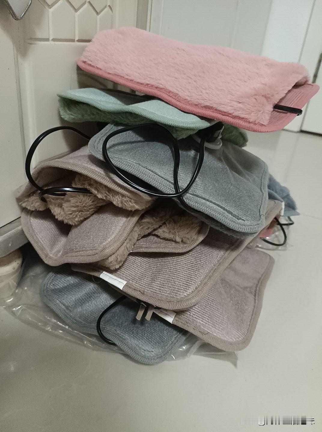 这些都是退款退货的件，做了拼汐汐电商才知道，这里面的学问，得用“高深莫测”去形容