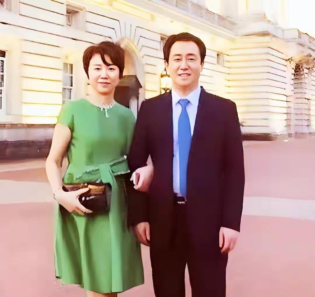 恒大境外千亿资金还能追回吗？丁玉梅2022年和许老板协议离婚，坐拥境外现金资产