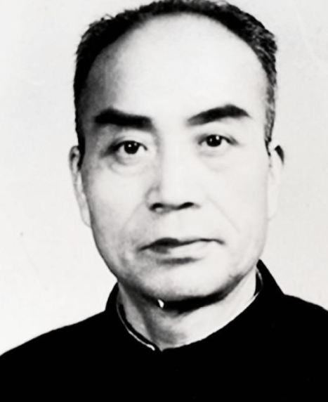 1949年10月15日，国民党第103师在广东三水起义。解放军要求第103师截击