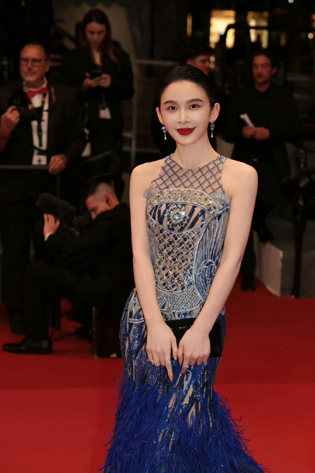 赵樱子戛纳礼服脏了发文求助赵樱子颜值变化之前真的好清纯好漂亮现在真的变化