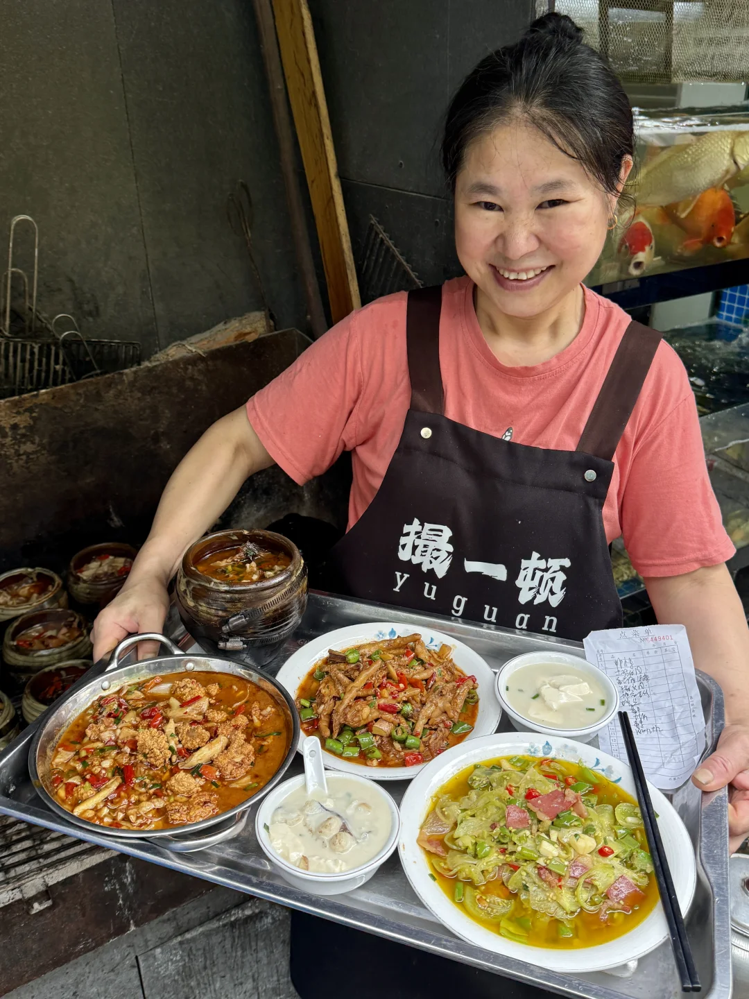 千岛湖真正好吃的饭馆是不流通的。。。