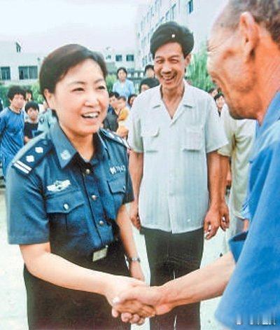 我们深切缅怀100位新中国成立以来感动中国人物之一，最美奋斗者称号获得者，全国五