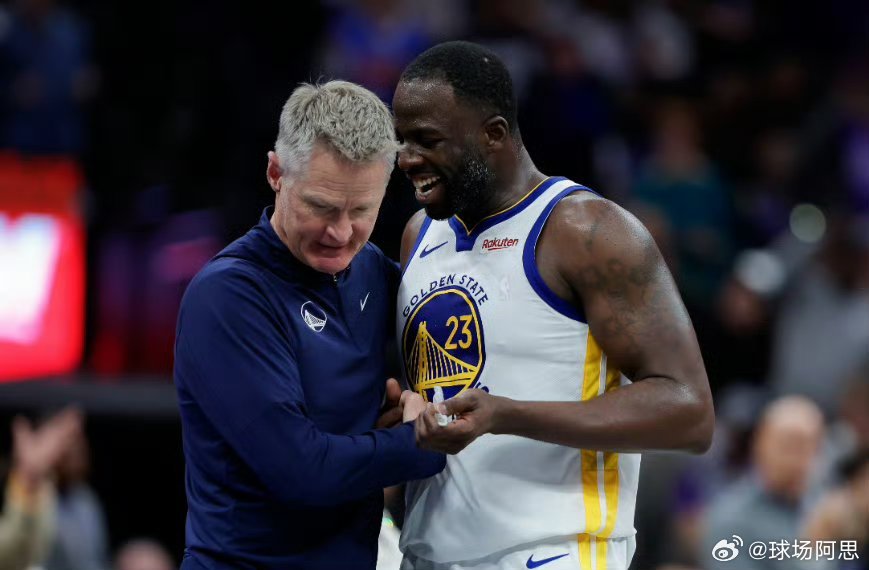 名记Spears报道，勇士球员追梦昨日与科尔发生争执，而他对每晚防守那些比他重4
