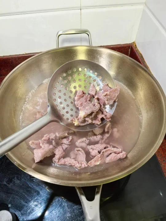 服了，谁爱吃这个白灼牛肉啊？