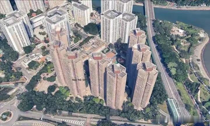 看了香港发生火灾的宏福苑，有个细节不知道大家都发现没？我发现在宏福苑这8栋楼