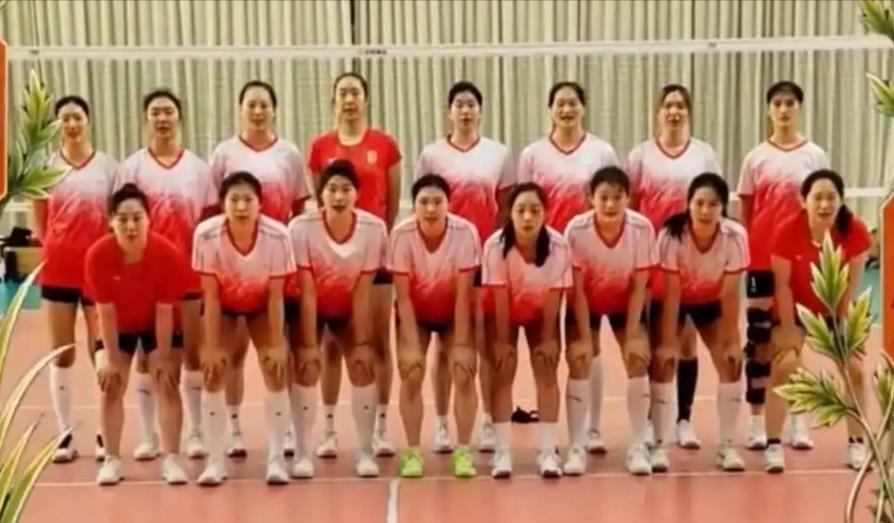 江苏女排全锦赛名单出炉江苏女排报名大名单一共20人（没有吴梦洁和龚翔宇），除了