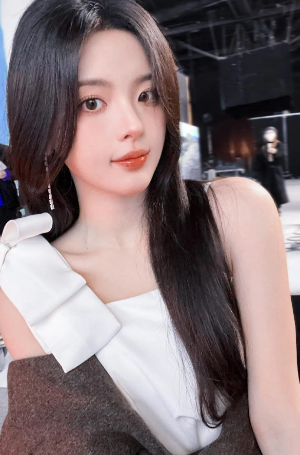 杨超越的颜值你能打几分？