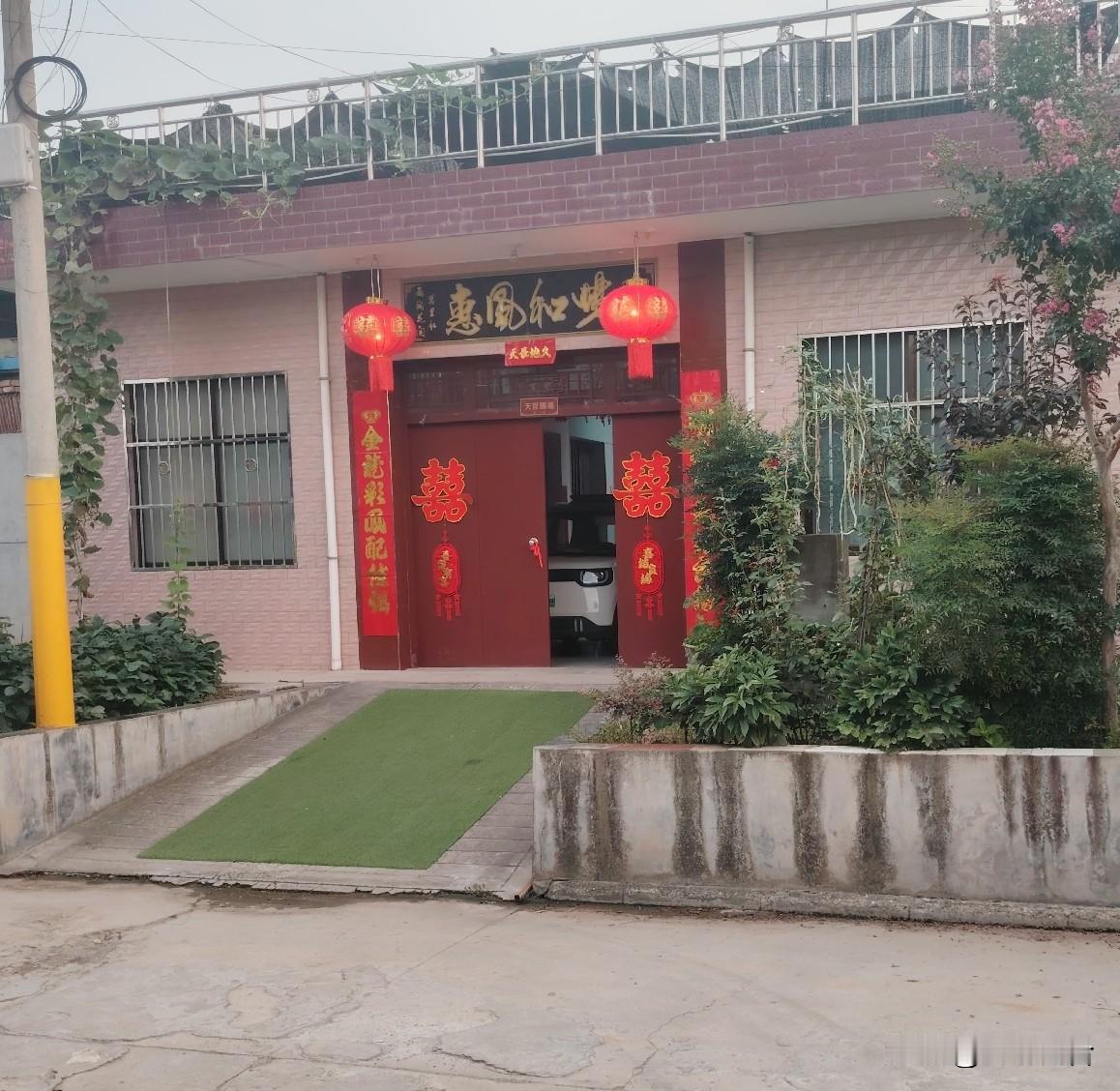 周末回到郊区小院，遇到了三件“不可思议”的事情。昨天休息，和老公回到郊区的小