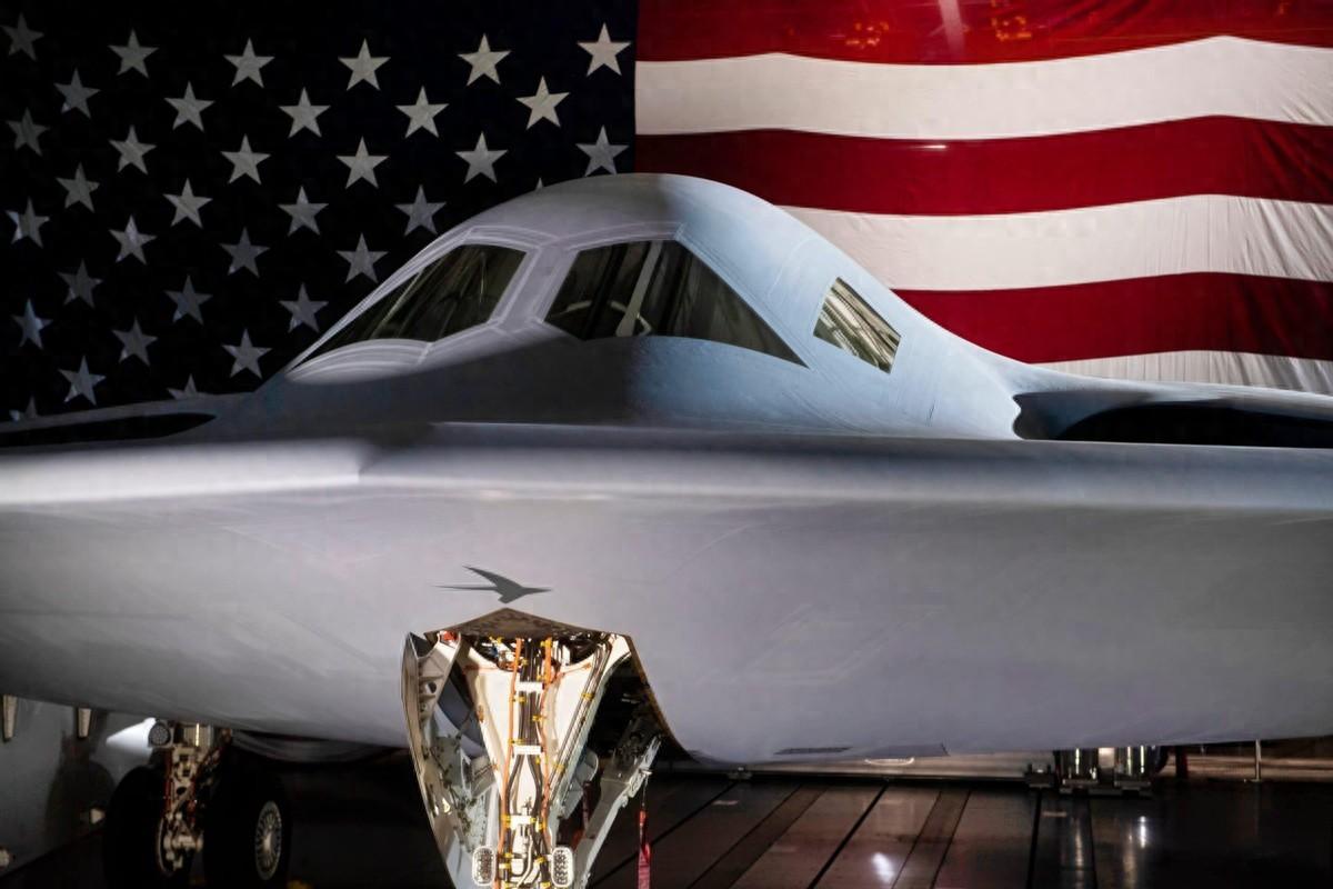 中国新平台隔空拆解B-21，不用一发导弹，美国已经输了据报道，美国媒体《19